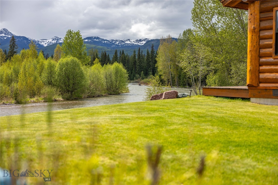 7287 Highway 83 Property Photo 6