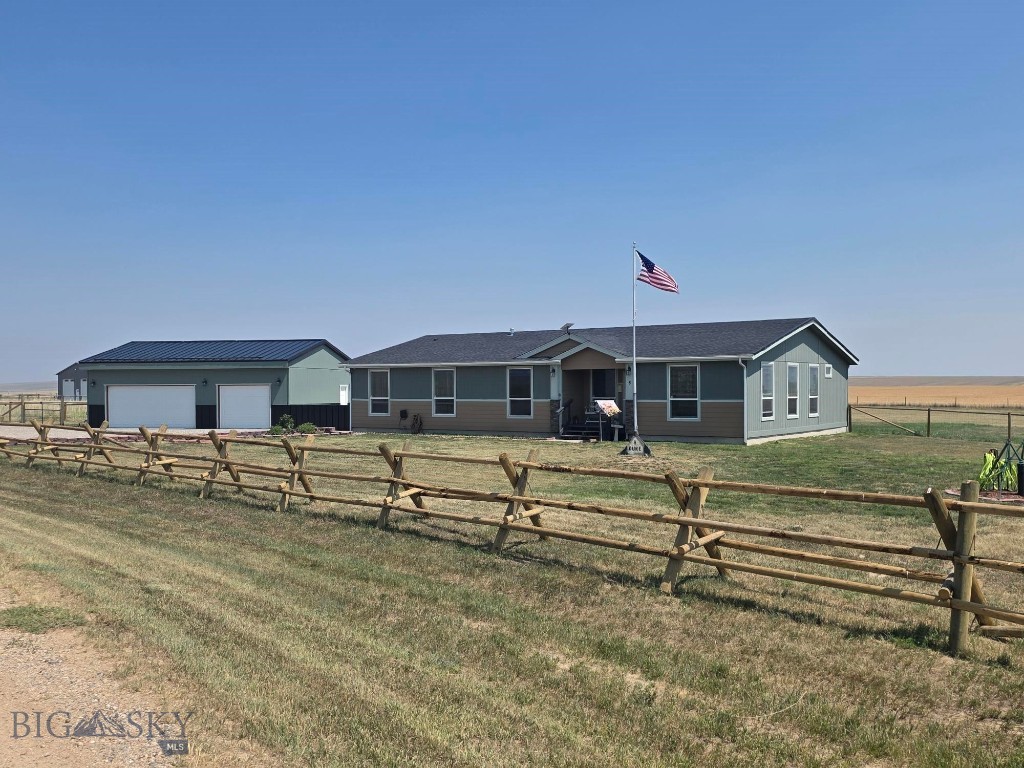 8 Duke Drive Property Photo 1