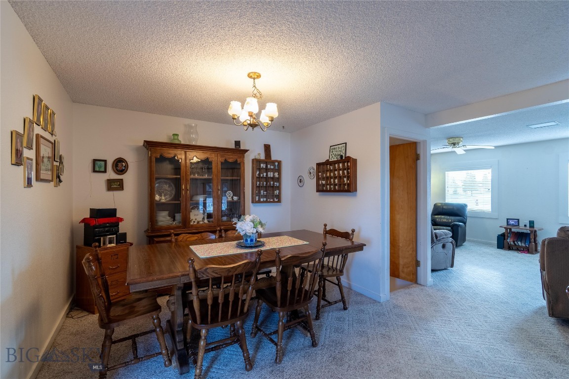 619 Everett Street Property Photo 15