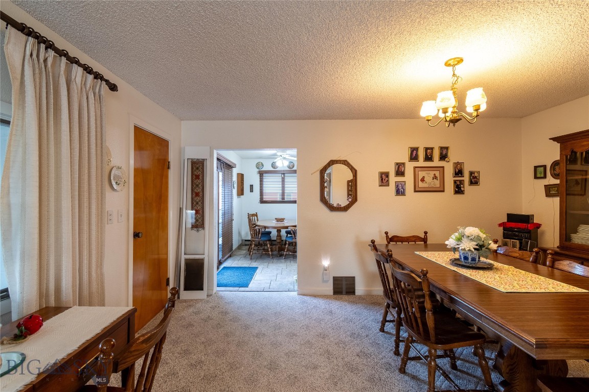 619 Everett Street Property Photo 17