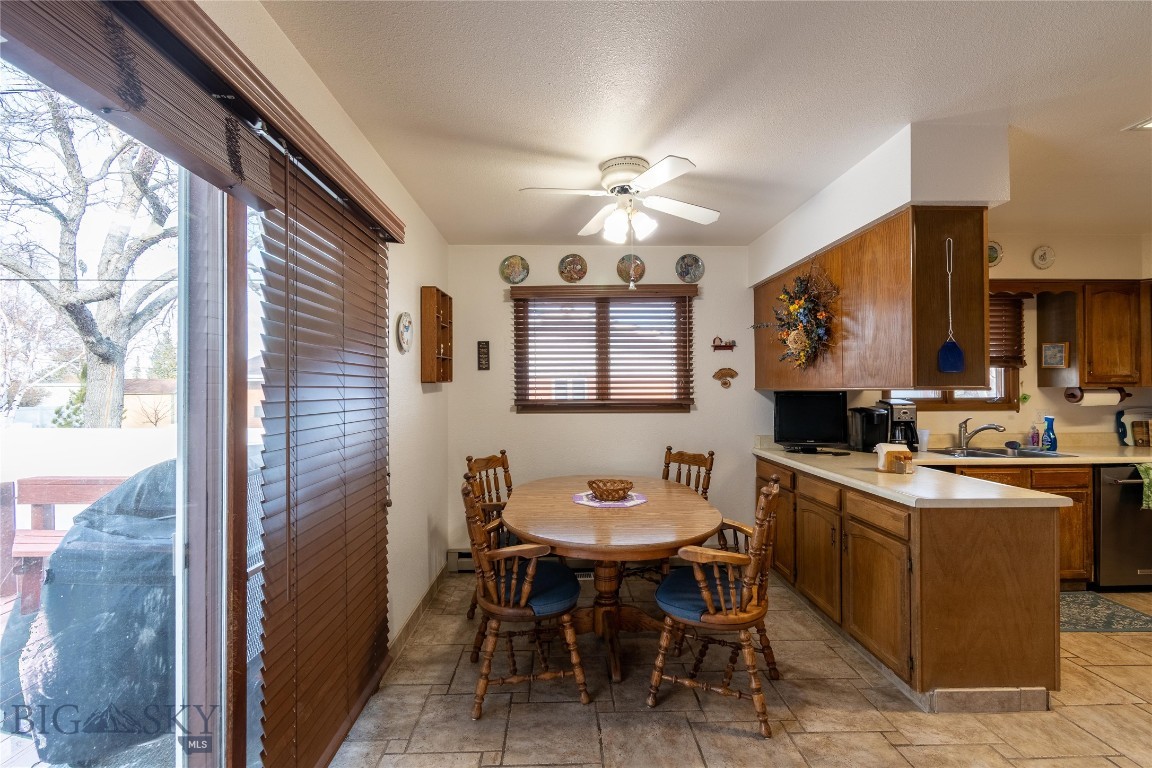 619 Everett Street Property Photo 19