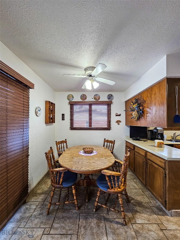 619 Everett Street Property Photo 44
