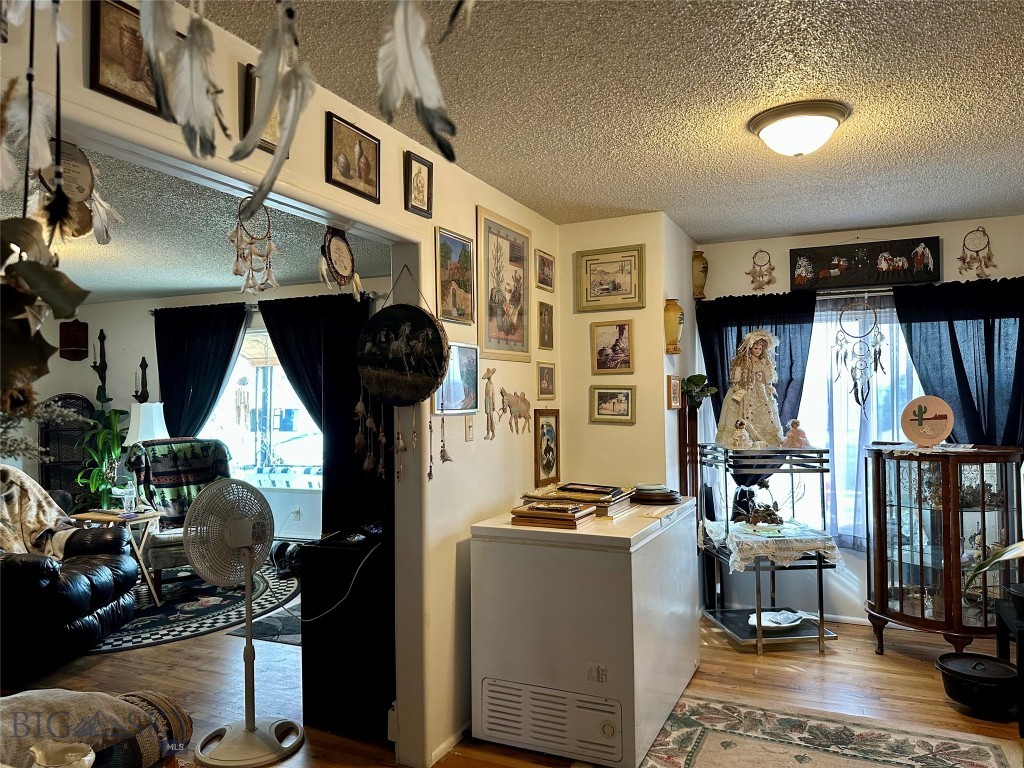 835 16th Street Property Photo 5