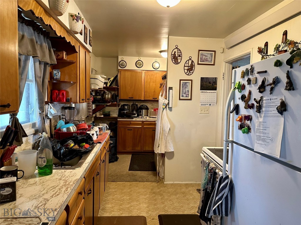 835 16th Street Property Photo 10