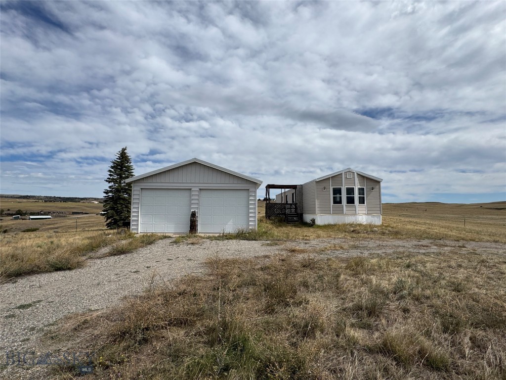 98 Spannering Road Property Photo 3