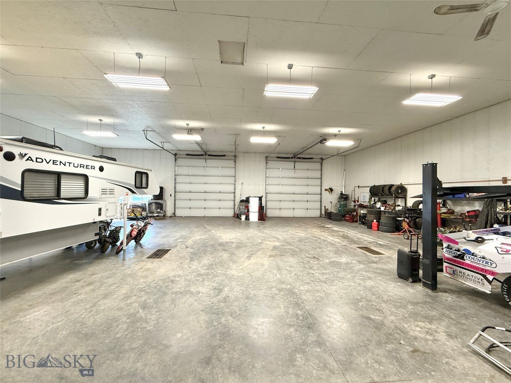 190 Skyway Boulevard 3 Property Photo 10