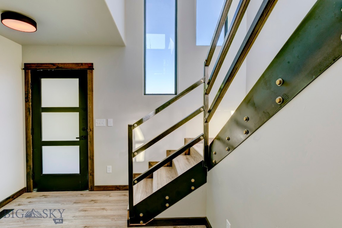 407 Short Street Property Photo 6