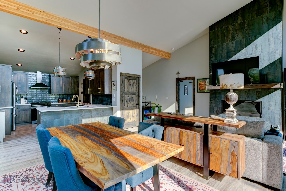 407 Short Street Property Photo 17