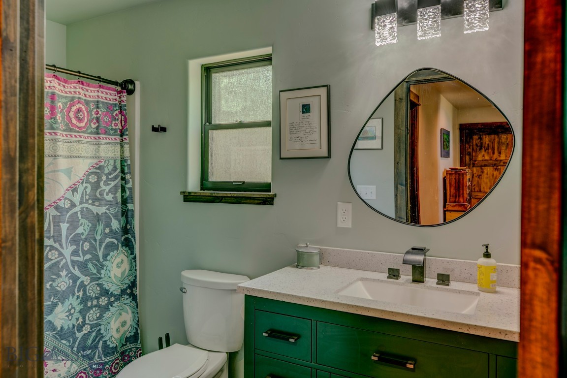 407 Short Street Property Photo 29