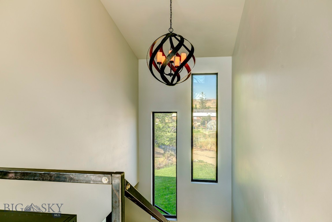407 Short Street Property Photo 38