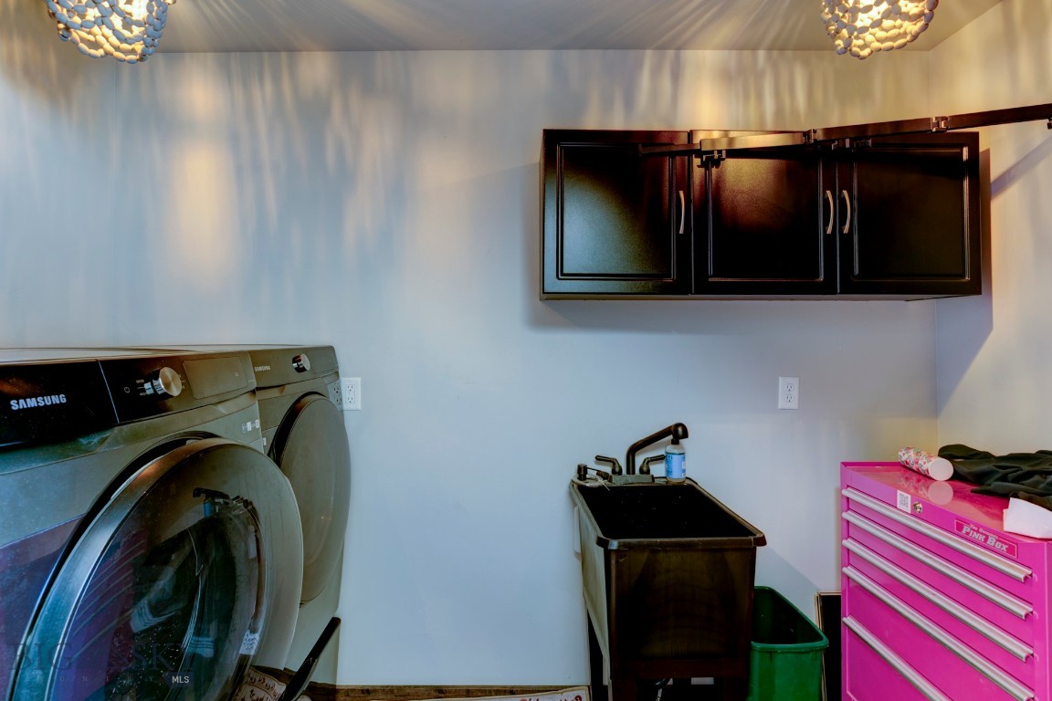 407 Short Street Property Photo 48