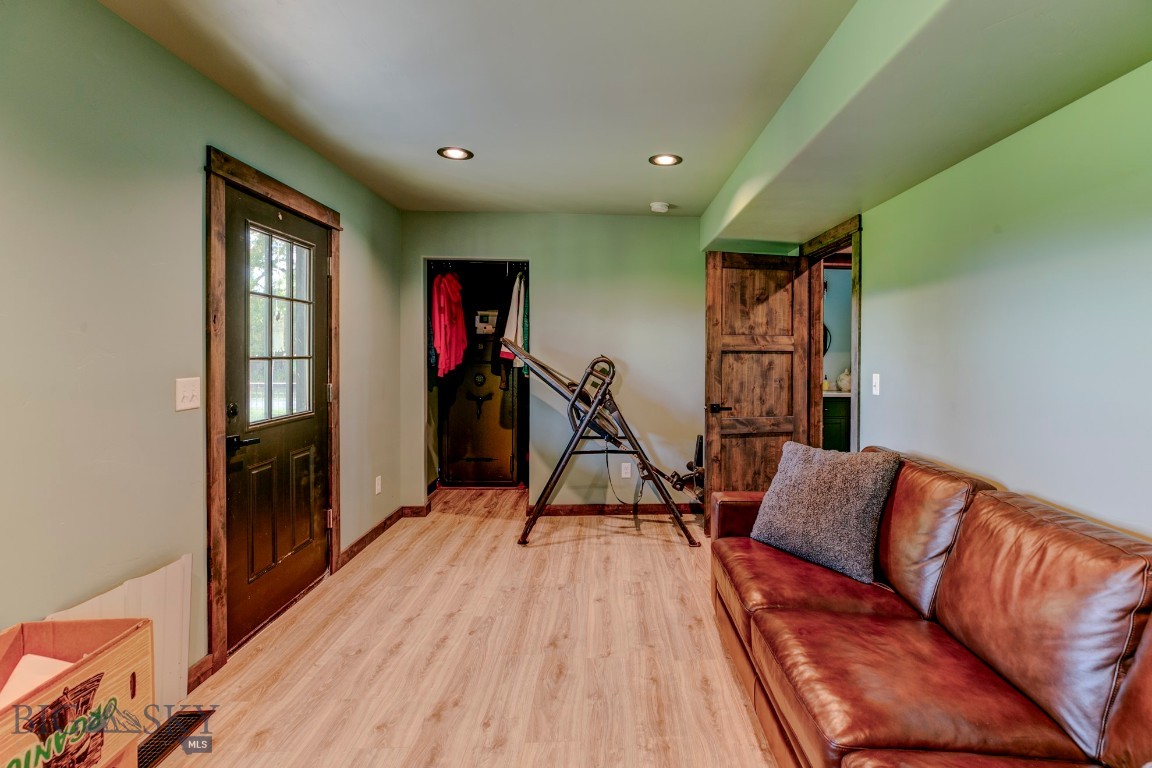 407 Short Street Property Photo 50