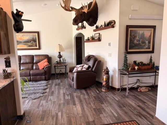 5 Fraker Loop Property Photo 5