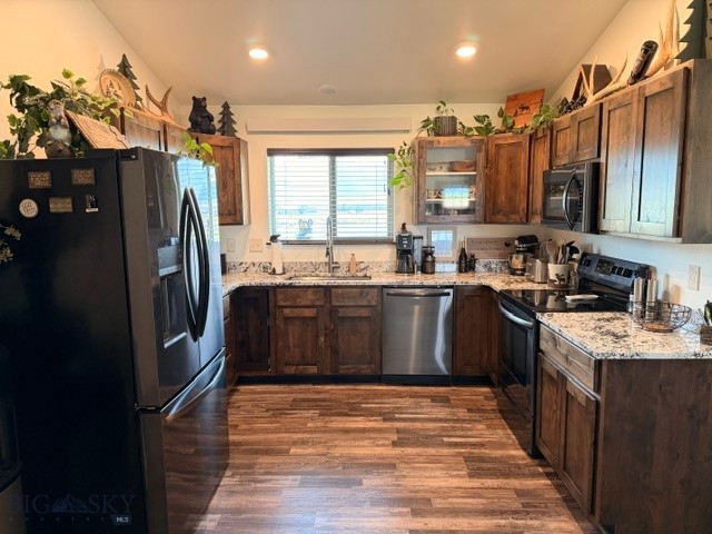 5 Fraker Loop Property Photo 6