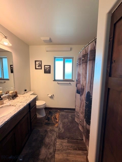 5 Fraker Loop Property Photo 17