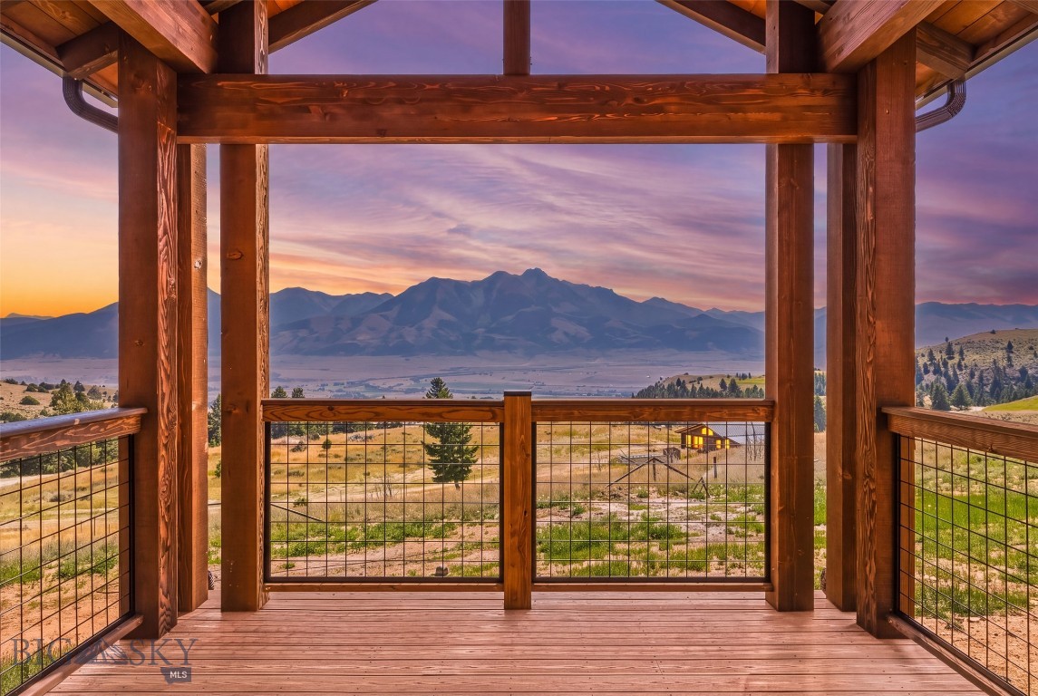 19 Sagittarius Skyway Property Photo 6