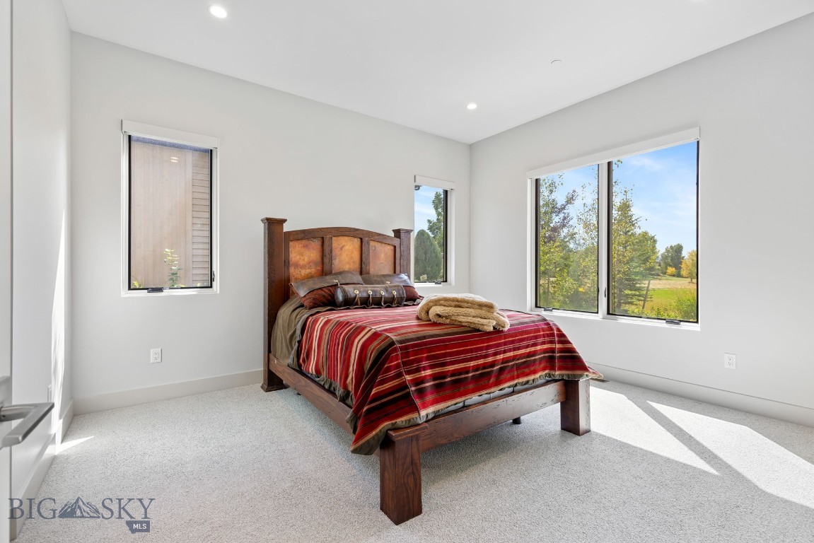 89 Balmoral Trail B Property Photo 16
