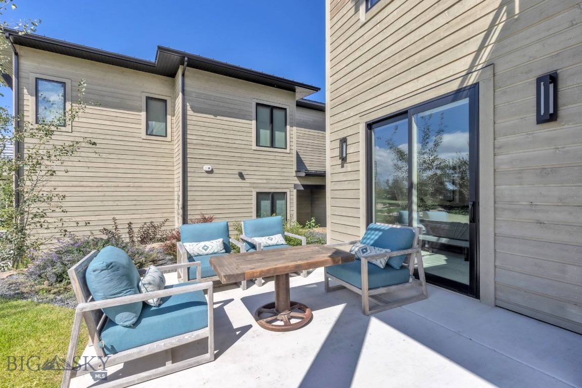 89 Balmoral Trail B Property Photo 43