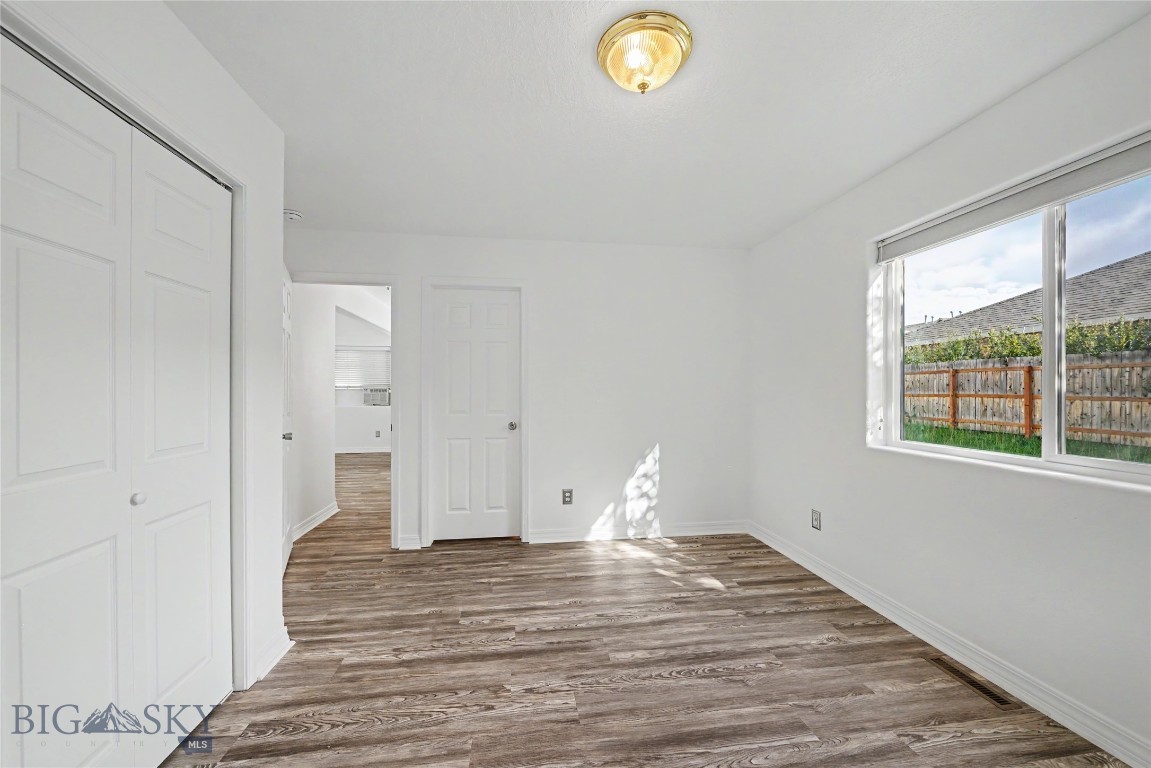 3602 Laredo Drive Property Photo 8