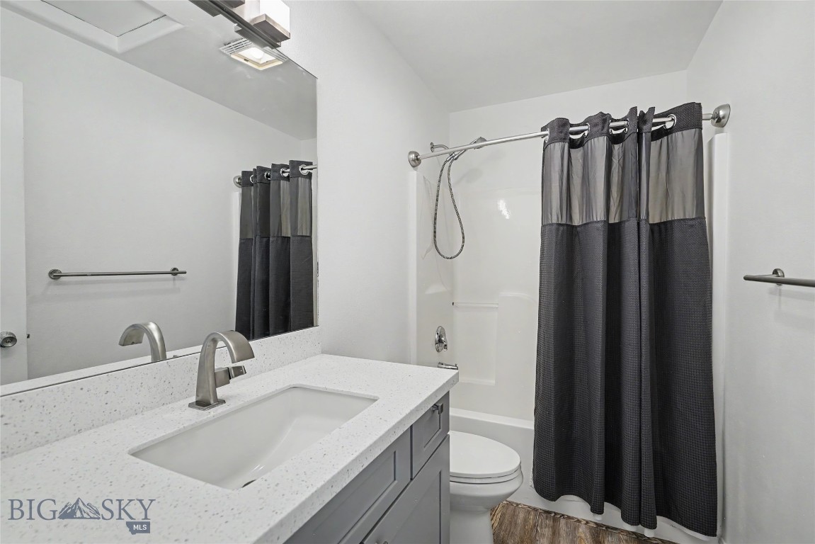 3602 Laredo Drive Property Photo 21