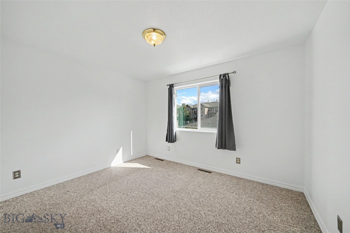 3602 Laredo Drive Property Photo 24