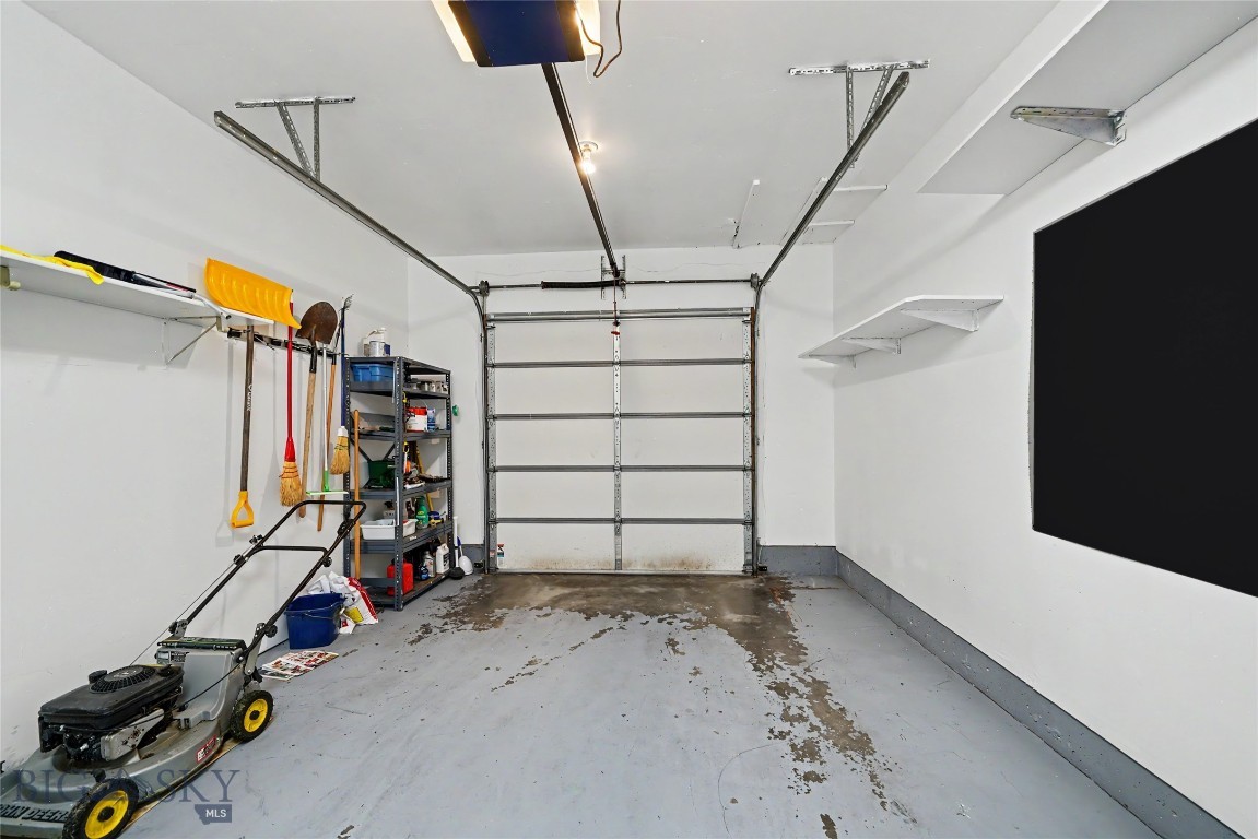 3602 Laredo Drive Property Photo 28