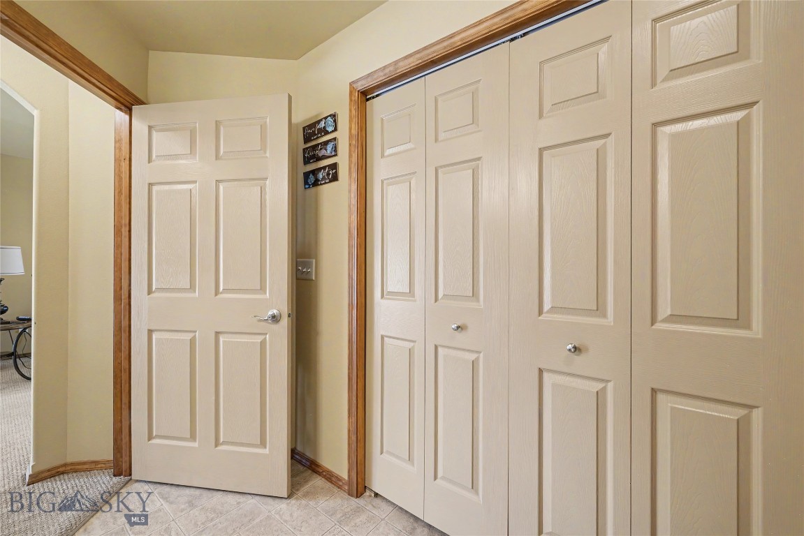 9 Eliza Drive B Property Photo 31