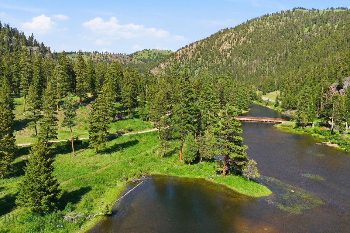 1225 Big Waters Ranch Property Photo 14