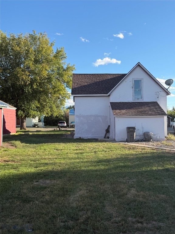 5 2nd Street W Property Photo 21