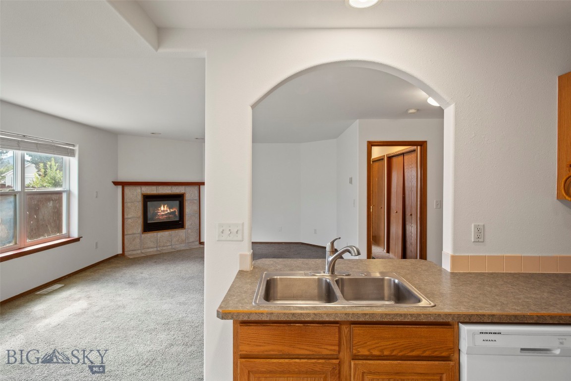 738 N Aster Avenue Property Photo 36