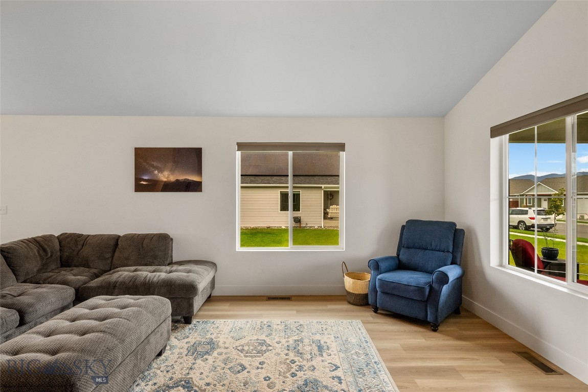 607 Butler Creek Avenue Property Photo 11