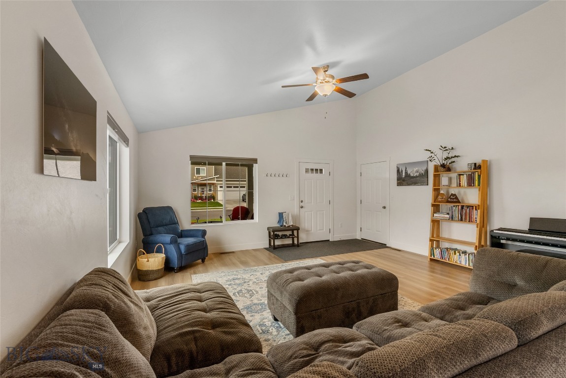 607 Butler Creek Avenue Property Photo 12