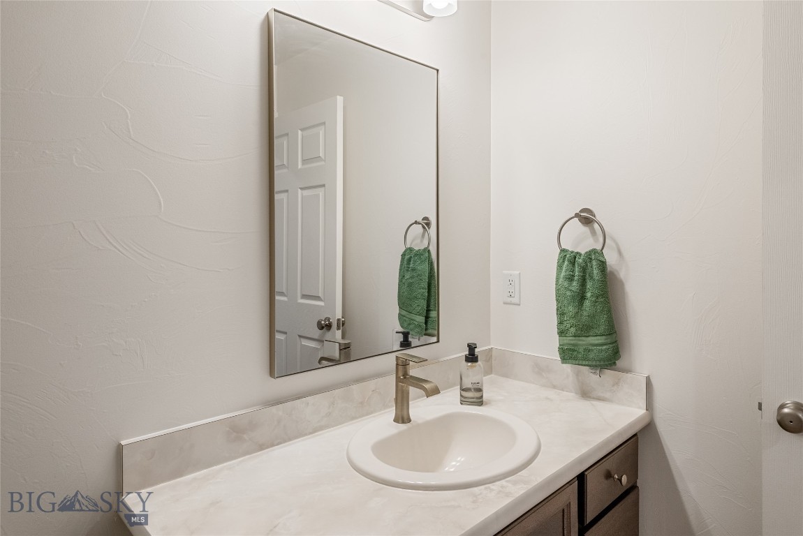 607 Butler Creek Avenue Property Photo 25