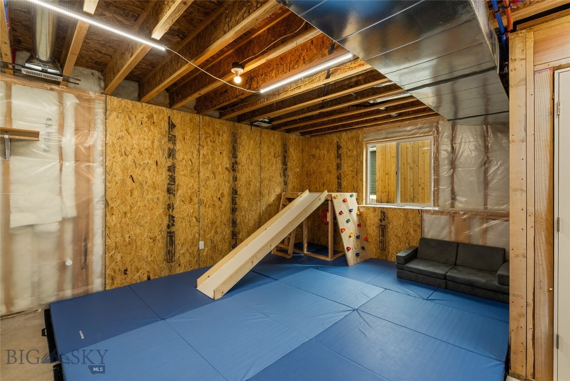 607 Butler Creek Avenue Property Photo 34