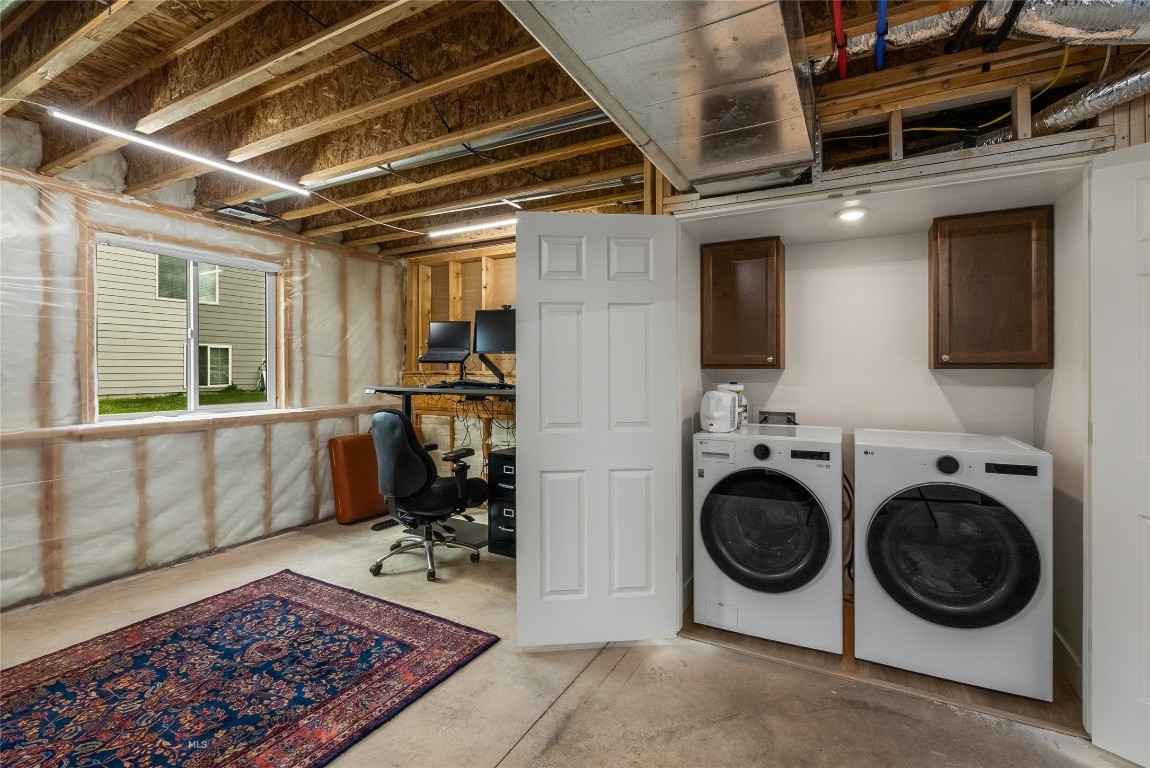 607 Butler Creek Avenue Property Photo 35