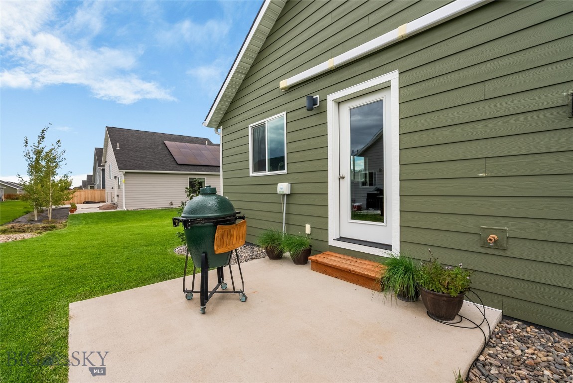 607 Butler Creek Avenue Property Photo 42