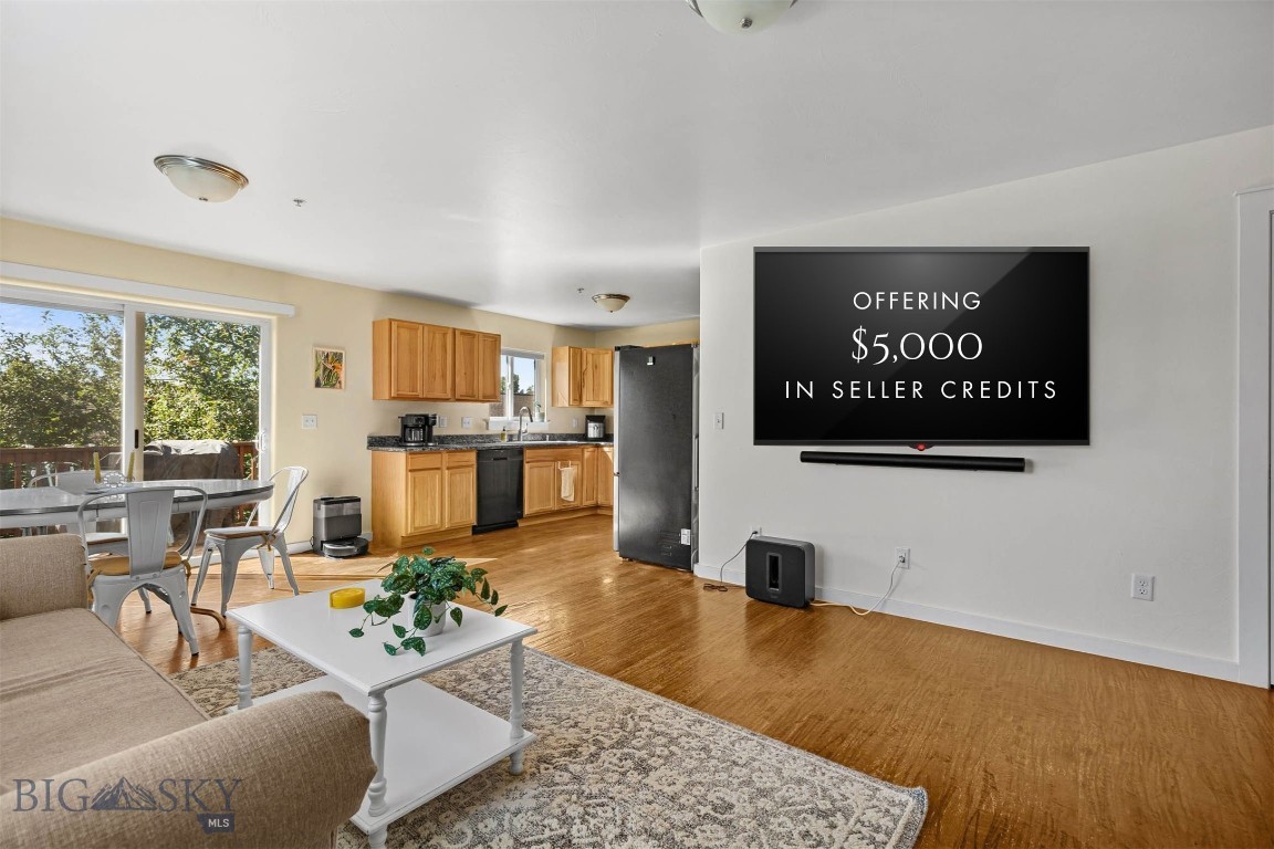 1004 Cruiser Lane O Property Photo 1