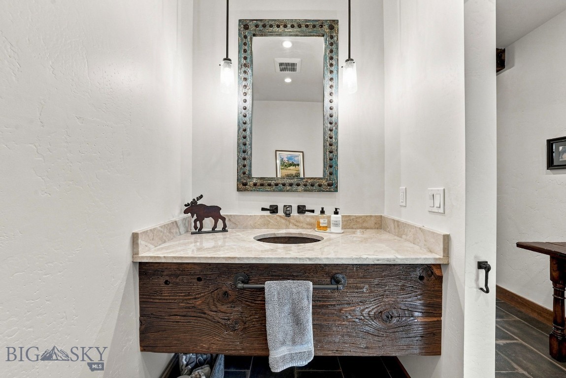 112 Brownstone Loop Property Photo 70