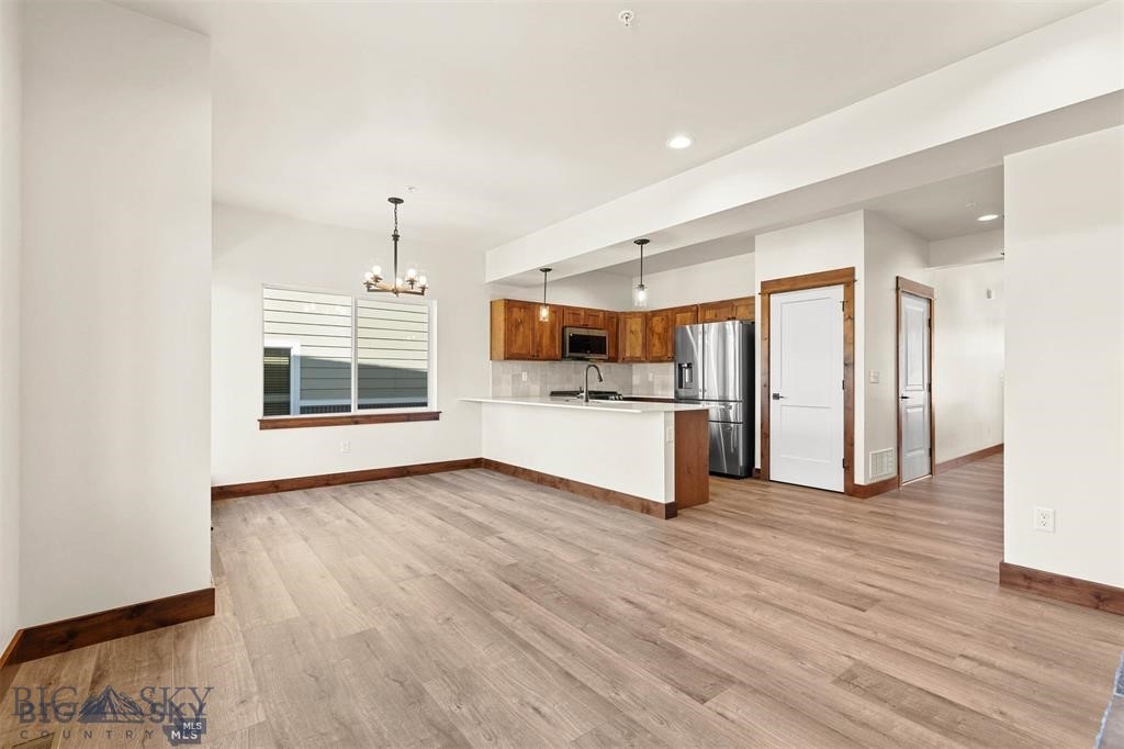 1051 Baxter Creek Way E Property Photo 14