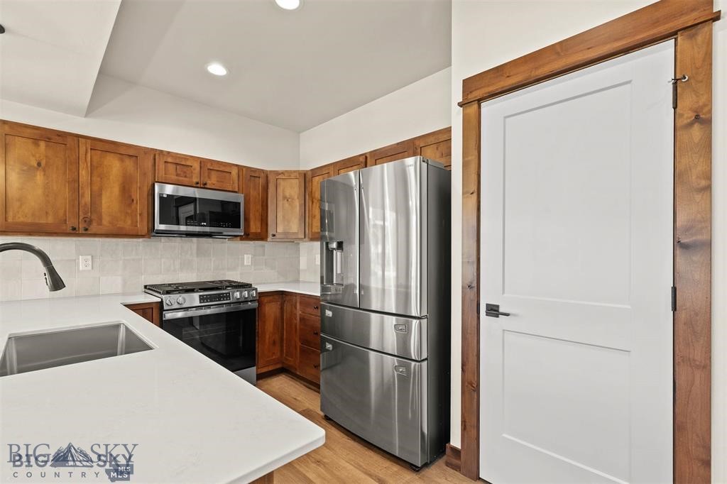 1051 Baxter Creek Way E Property Photo 15
