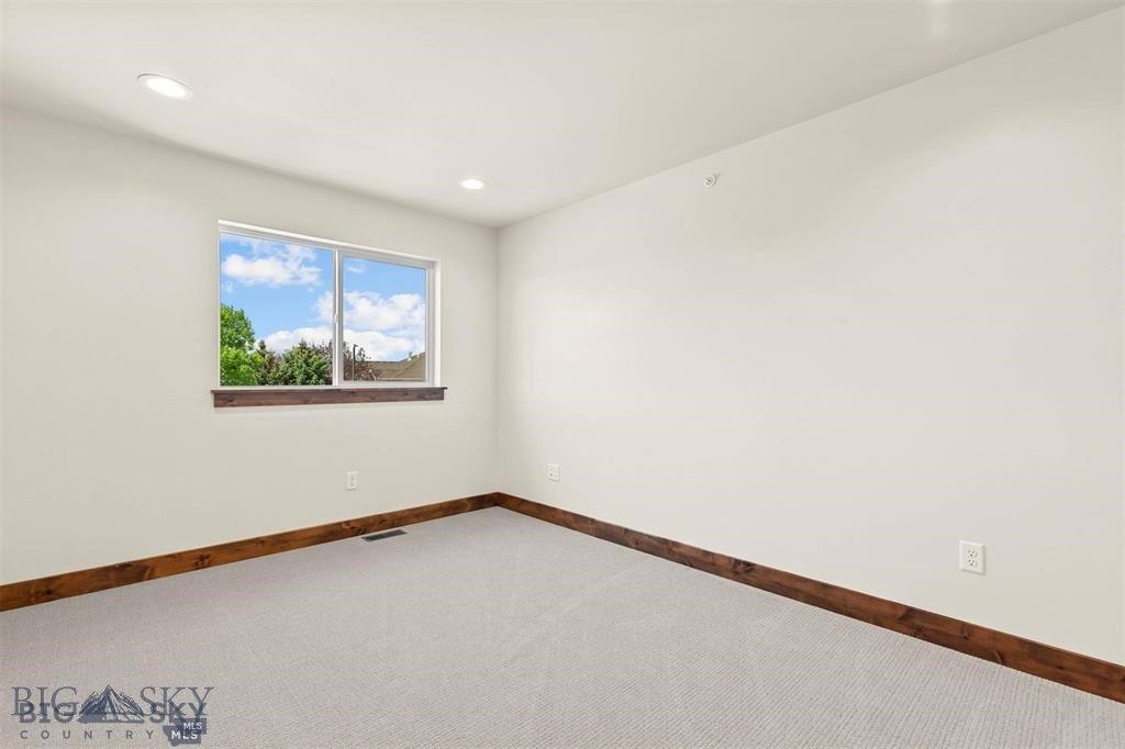 1051 Baxter Creek Way E Property Photo 22