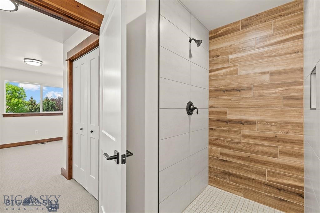 1051 Baxter Creek Way E Property Photo 25