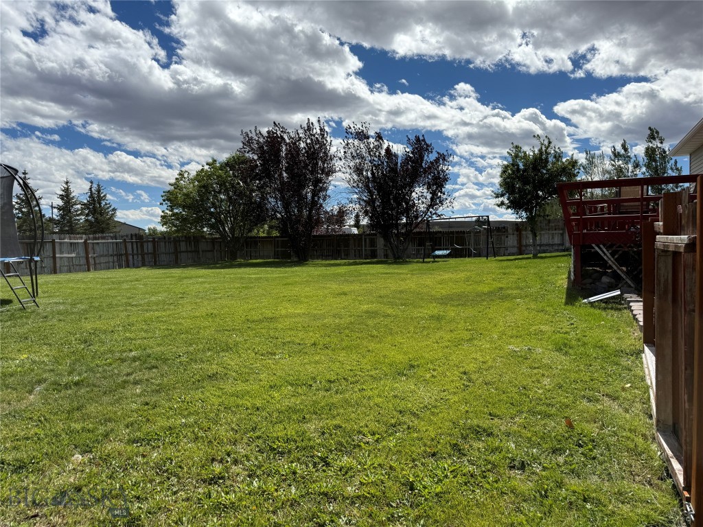 18 Meadowlark Circle Property Photo 13
