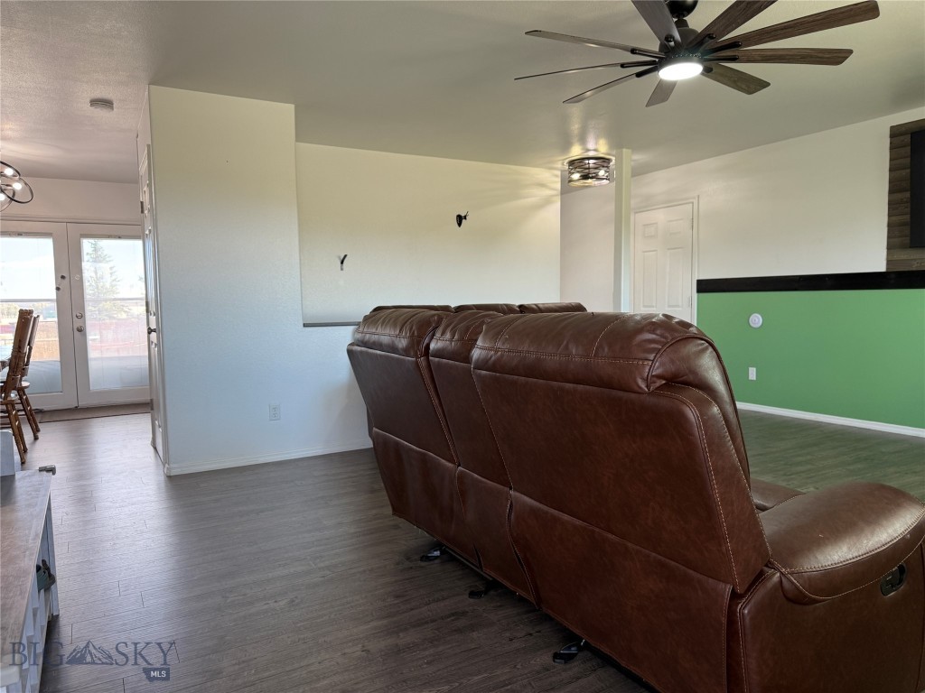 18 Meadowlark Circle Property Photo 15