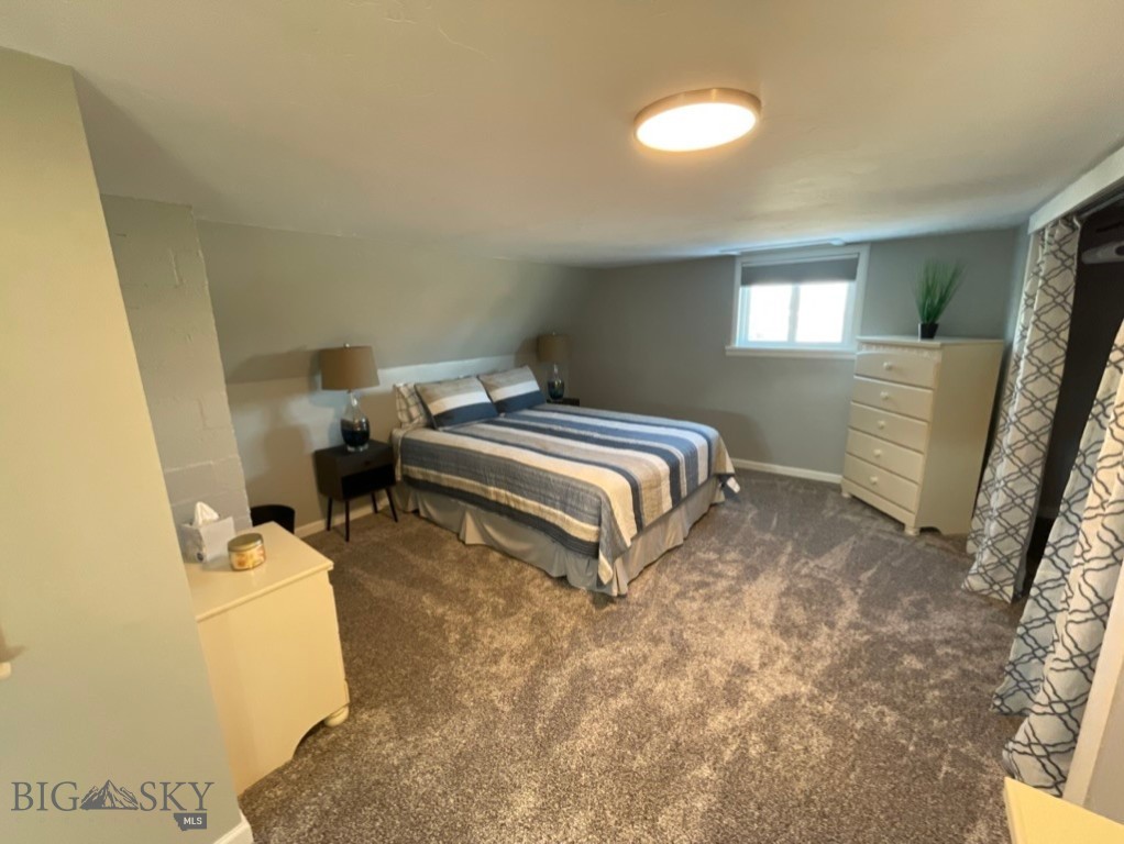 636 E Glendale Street Property Photo 16