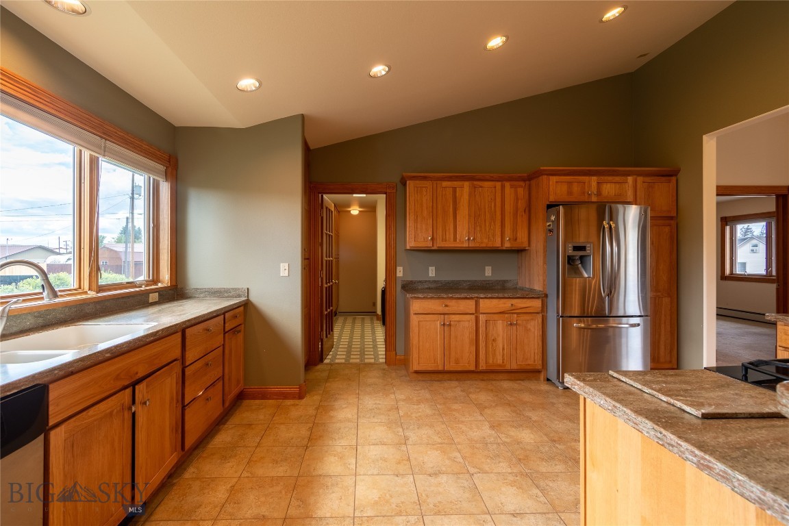 218 Stock Street Property Photo 19