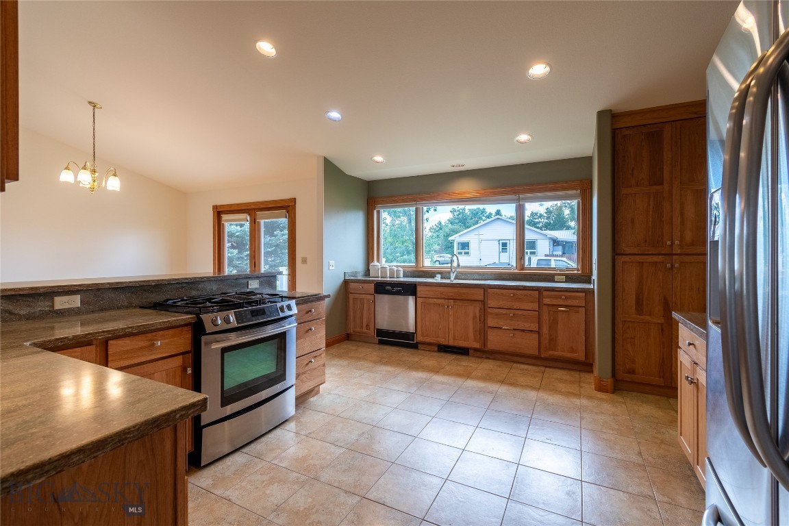 218 Stock Street Property Photo 24