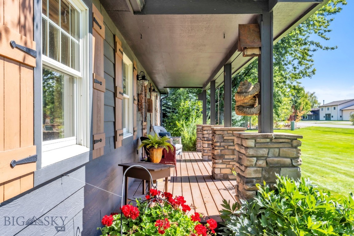 1310 Baldy Mountain Lane Property Photo 5