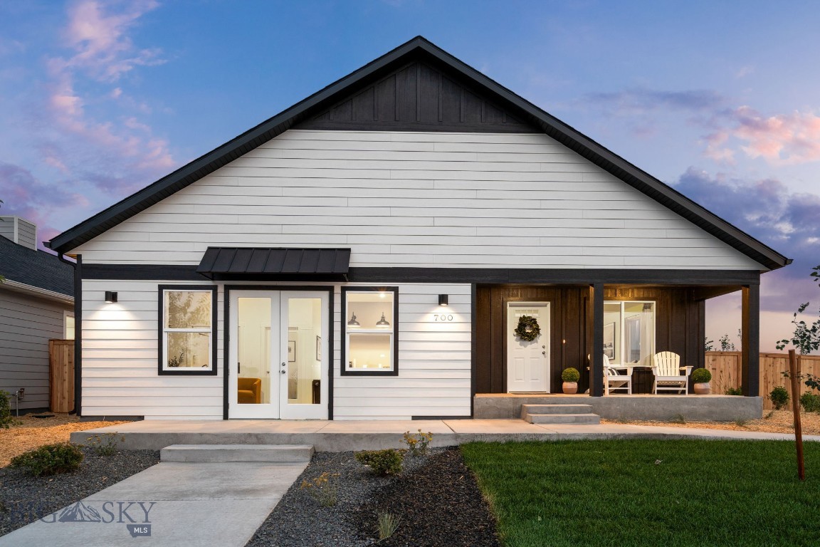 700 Thrice Loop Property Photo 1