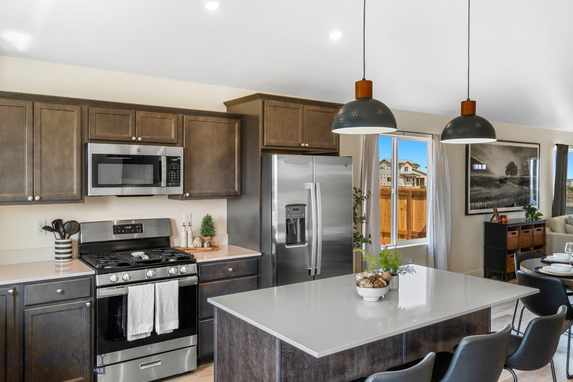 700 Thrice Loop Property Photo 6